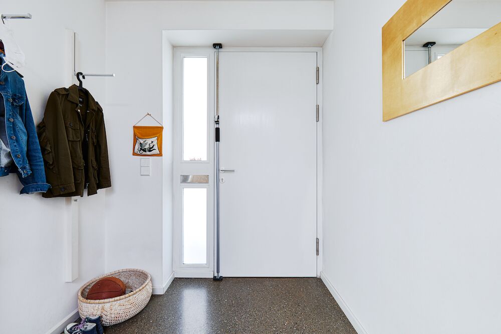 Deckenstütze und Montagestütze ST