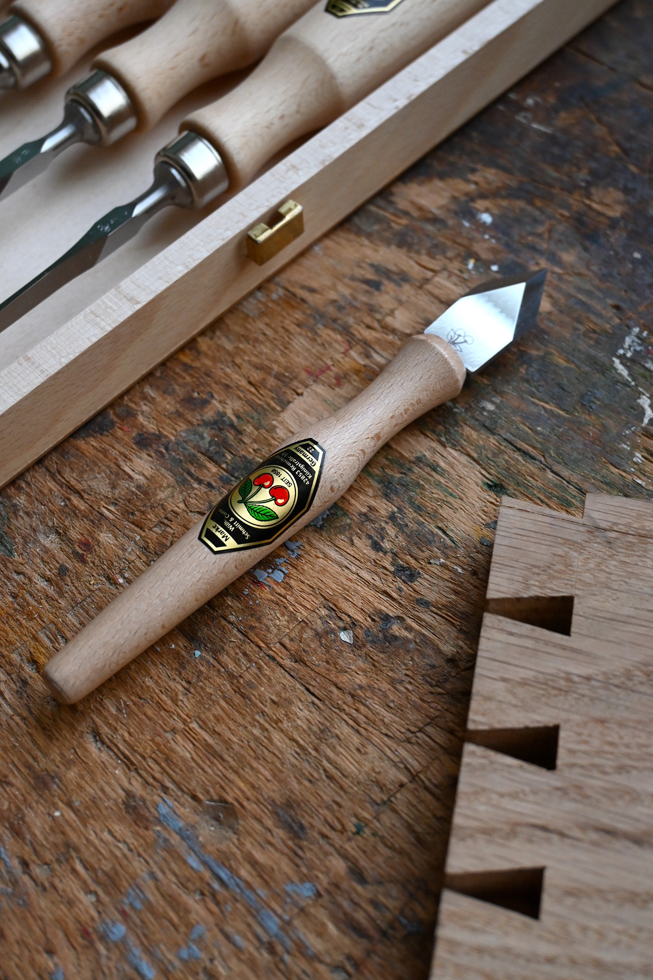 Anreißmesser mit Rotbuchenheft